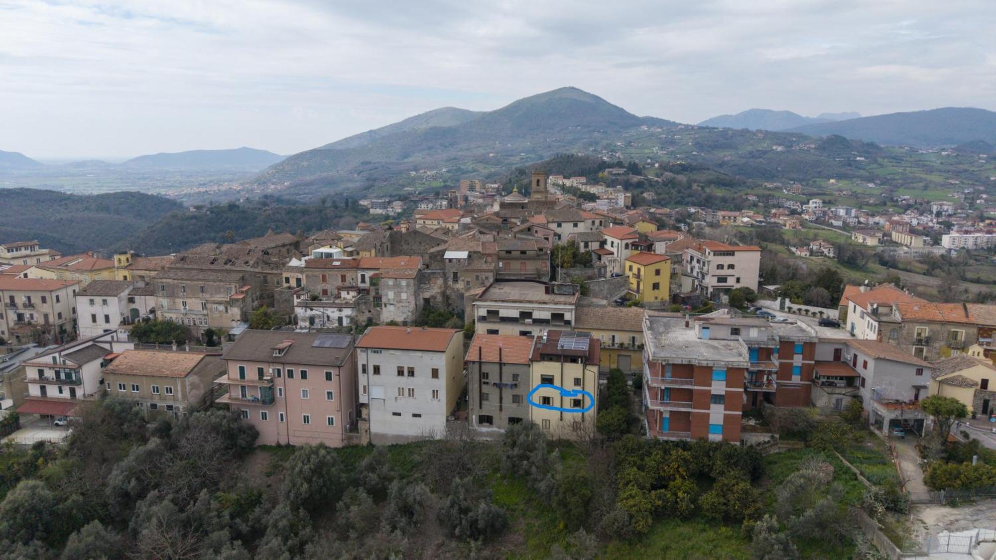 Sotto La Torre Apartment Caiazzo Екстериор снимка