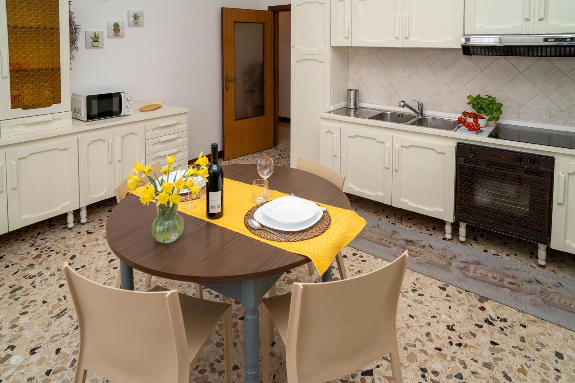 Sotto La Torre Apartment Caiazzo Екстериор снимка